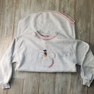 VTG Disney Mickey Mouse Loungewear Gray Pajama Shirt Sweater Round Hem Sz S/M